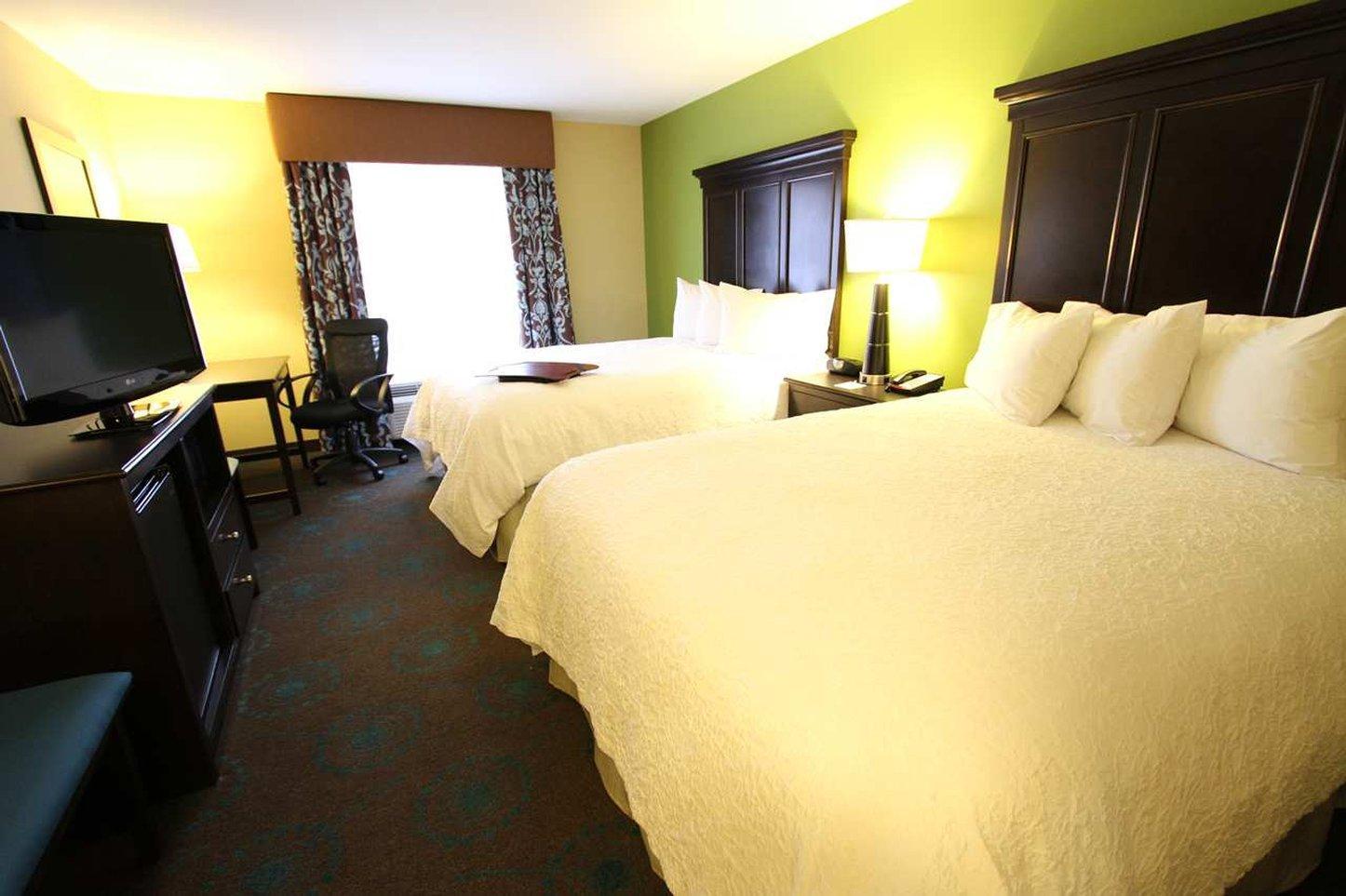 Hampton Inn Iowa City/University Area Екстериор снимка