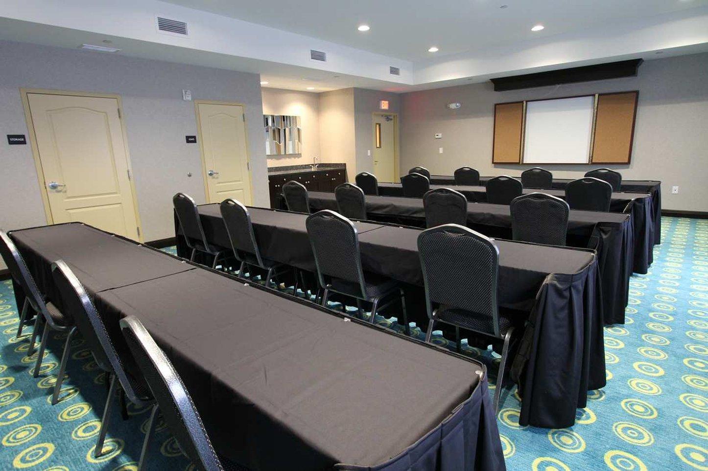 Hampton Inn Iowa City/University Area Екстериор снимка